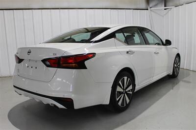 2021 Nissan Altima 2.5 SL   - Photo 8 - Magnolia, AR 71753