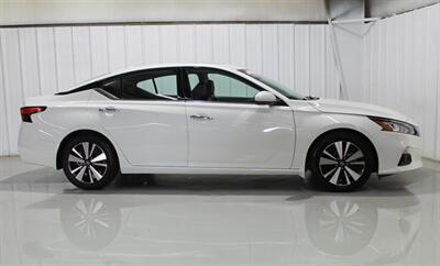 2021 Nissan Altima 2.5 SL   - Photo 2 - Magnolia, AR 71753