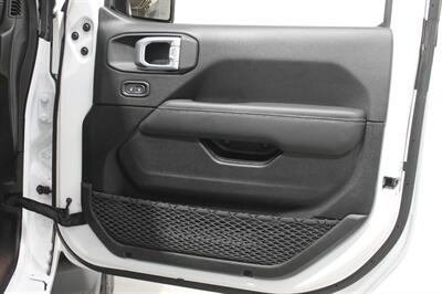 2020 Jeep Wrangler North Edition - Photo 12 - Magnolia, AR 71753
