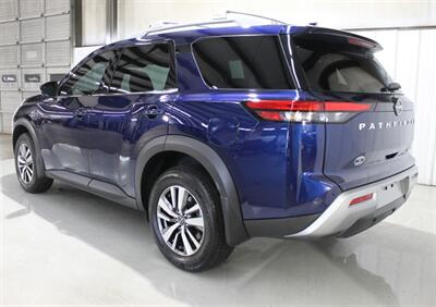 2025 Nissan Pathfinder SL - Photo 4 - Magnolia, AR 71753