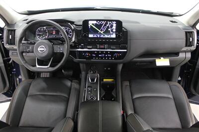 2025 Nissan Pathfinder SL - Photo 16 - Magnolia, AR 71753