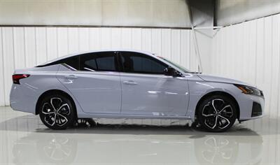 2025 Nissan Altima 2.5 SR - Photo 3 - Magnolia, AR 71753