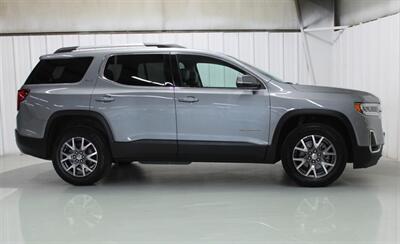 2023 GMC Acadia SLT   - Photo 2 - Magnolia, AR 71753