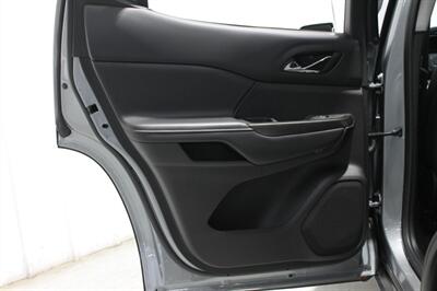 2023 GMC Acadia SLT   - Photo 22 - Magnolia, AR 71753