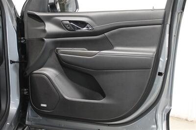 2023 GMC Acadia SLT   - Photo 16 - Magnolia, AR 71753