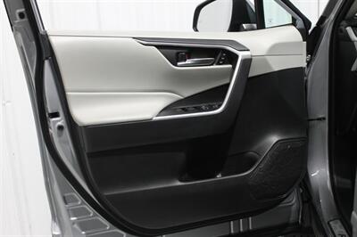 2021 Toyota RAV4 XLE Premium   - Photo 21 - Magnolia, AR 71753