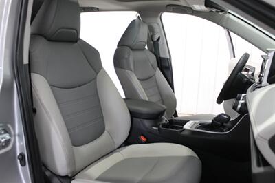 2021 Toyota RAV4 XLE Premium   - Photo 25 - Magnolia, AR 71753