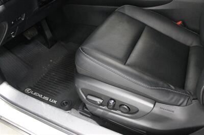 2020 Lexus UX 200 - Photo 15 - Magnolia, AR 71753