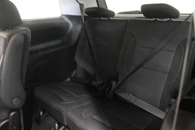 2023 GMC Acadia SLE - Photo 18 - Magnolia, AR 71753