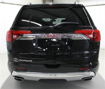 2019 GMC Acadia Denali - Photo 8 - Magnolia, AR 71753