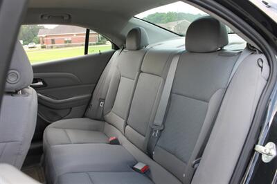 2014 Chevrolet Malibu LS   - Photo 7 - Magnolia, AR 71753