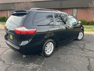 2016 Toyota Sienna XLE 8-Passenger   - Photo 6 - Tulsa, OK 74112