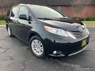 2016 Toyota Sienna XLE 8-Passenger   - Photo 1 - Tulsa, OK 74112