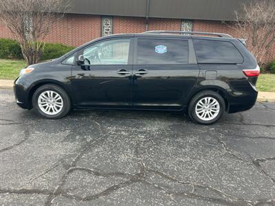2016 Toyota Sienna XLE 8-Passenger   - Photo 5 - Tulsa, OK 74112