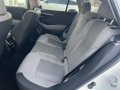 2022 Subaru Outback Premium - Photo 18 - Tulsa, OK 74112