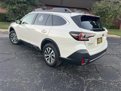 2022 Subaru Outback Premium - Photo 8 - Tulsa, OK 74112