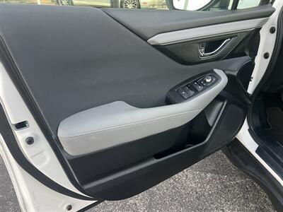 2022 Subaru Outback Premium - Photo 14 - Tulsa, OK 74112