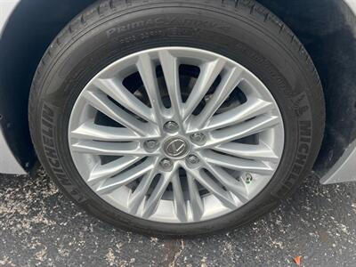 2013 Lexus ES   - Photo 23 - Tulsa, OK 74112