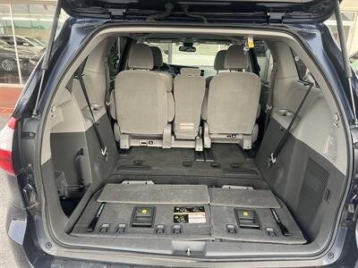 2019 Toyota Sienna LE 8-Passenger - Photo 21 - Tulsa, OK 74112