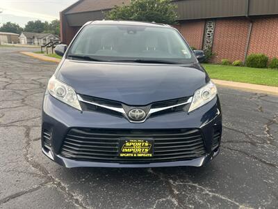 2019 Toyota Sienna LE 8-Passenger - Photo 2 - Tulsa, OK 74112