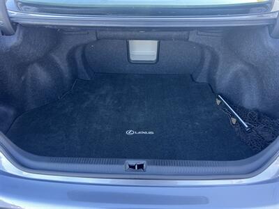 2012 Lexus ES   - Photo 21 - Tulsa, OK 74112