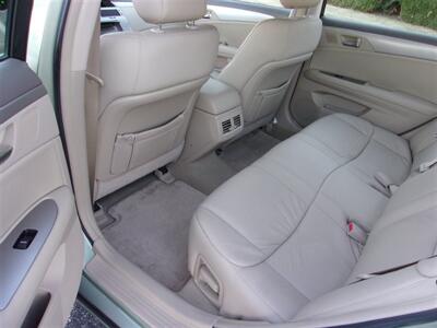 2010 Toyota Avalon XL   - Photo 16 - Tulsa, OK 74112