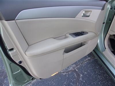 2010 Toyota Avalon XL   - Photo 14 - Tulsa, OK 74112