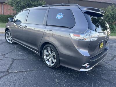 2014 Toyota Sienna SE 8-Passenger   - Photo 8 - Tulsa, OK 74112