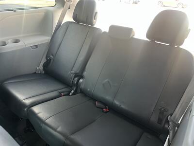 2014 Toyota Sienna SE 8-Passenger   - Photo 17 - Tulsa, OK 74112