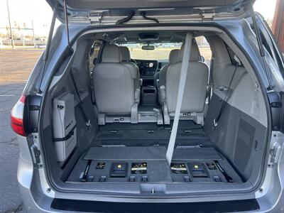 2016 Toyota Sienna XLE 8-Passenger   - Photo 27 - Tulsa, OK 74112