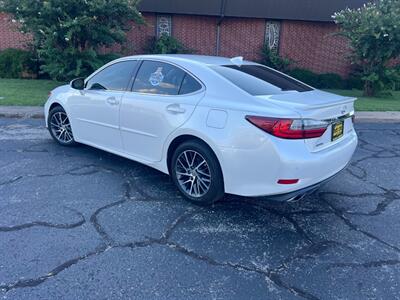 2016 Lexus ES   - Photo 8 - Tulsa, OK 74112