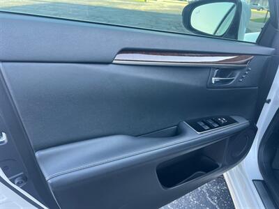 2016 Lexus ES   - Photo 17 - Tulsa, OK 74112