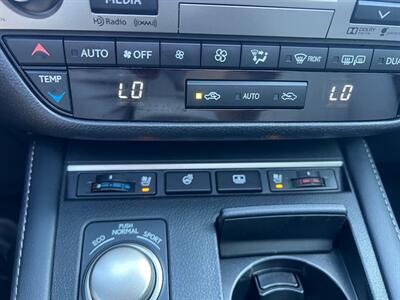 2016 Lexus ES   - Photo 15 - Tulsa, OK 74112