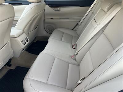 2013 Lexus ES 350   - Photo 19 - Tulsa, OK 74112