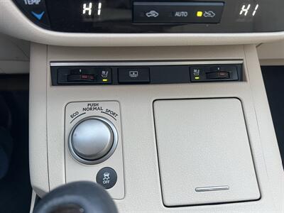 2013 Lexus ES 350   - Photo 16 - Tulsa, OK 74112