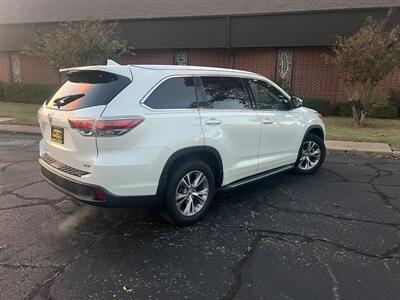 2015 Toyota Highlander XLE   - Photo 7 - Tulsa, OK 74112