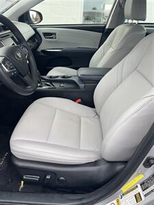 2014 Toyota Avalon XLE Premium   - Photo 18 - Tulsa, OK 74112