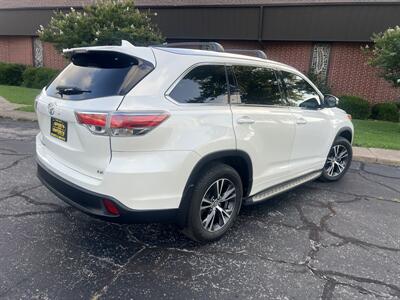 2016 Toyota Highlander XLE   - Photo 6 - Tulsa, OK 74112