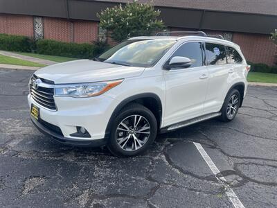 2016 Toyota Highlander XLE   - Photo 3 - Tulsa, OK 74112