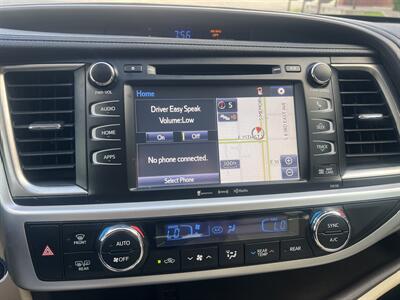 2016 Toyota Highlander XLE   - Photo 14 - Tulsa, OK 74112