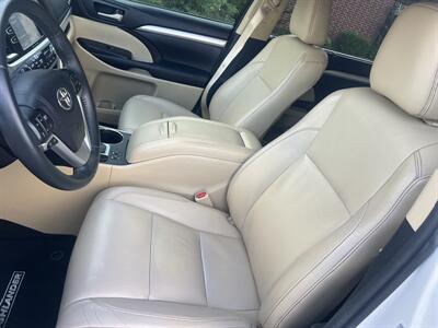 2016 Toyota Highlander XLE   - Photo 17 - Tulsa, OK 74112