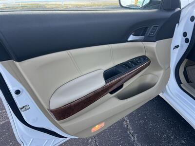 2012 Honda Accord EX-L V6 w/Navi   - Photo 18 - Tulsa, OK 74112