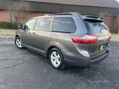 2015 Toyota Sienna LE 8-Passenger   - Photo 8 - Tulsa, OK 74112