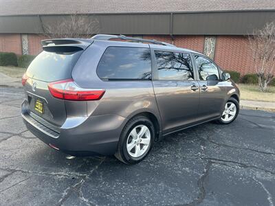 2015 Toyota Sienna LE 8-Passenger   - Photo 6 - Tulsa, OK 74112