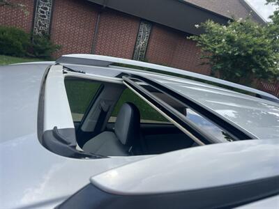 2017 Toyota RAV4 Platinum - Photo 11 - Tulsa, OK 74112