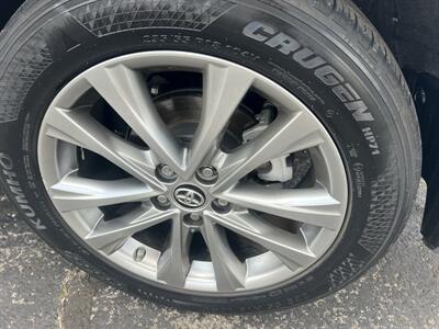 2017 Toyota RAV4 Platinum - Photo 23 - Tulsa, OK 74112