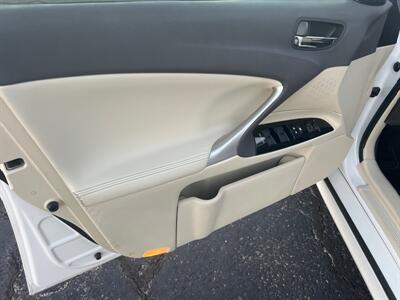 2013 Lexus IS   - Photo 15 - Tulsa, OK 74112