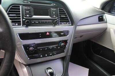 2017 Hyundai SONATA GLS   - Photo 14 - Tulsa, OK 74112