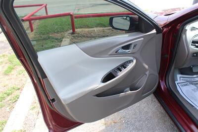 2016 Chevrolet Malibu LT   - Photo 19 - Tulsa, OK 74112