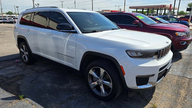 2021 Jeep Grand Cherokee L Limited   - Photo 1 - Tulsa, OK 74112